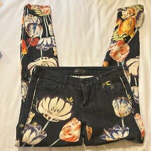 Mother gardenia and daisy pants